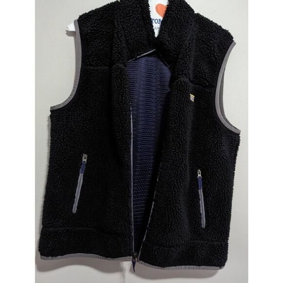L.L Bean Mountain pile fleece vest size Large - Picture 3 of 6
